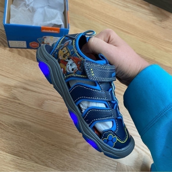 Paw Patrol Light Up Caged Sandals NWT Sz 12 Toddler Nickelodeon Kids Shoes - Picture 5 of 5